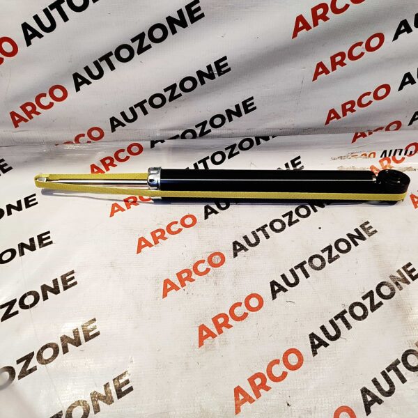 RR SHOCKER Q3 VIKA 5N0513049AA
