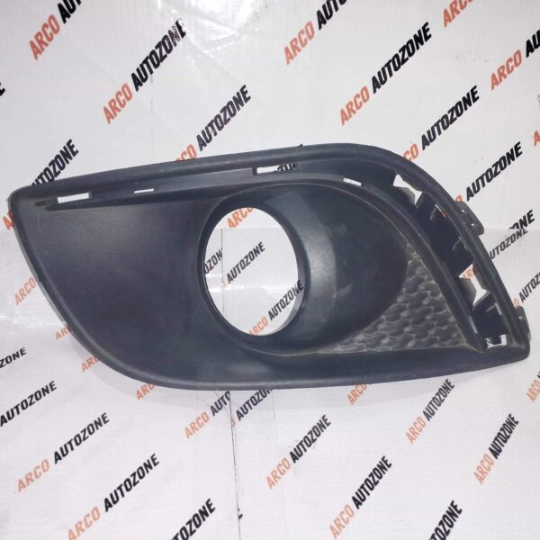 FOG LAMP COVER SPARK T2 LH BLACK GM 28283160
