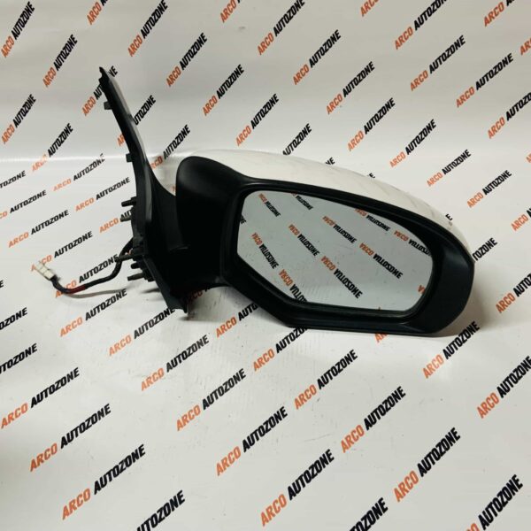 SIDE GLASS ERTIGA RH 7 WIRE LOT