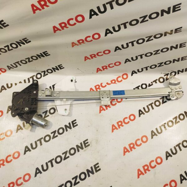 GLASS MACHINE BREZZA FR LH MGP 83402M82P21