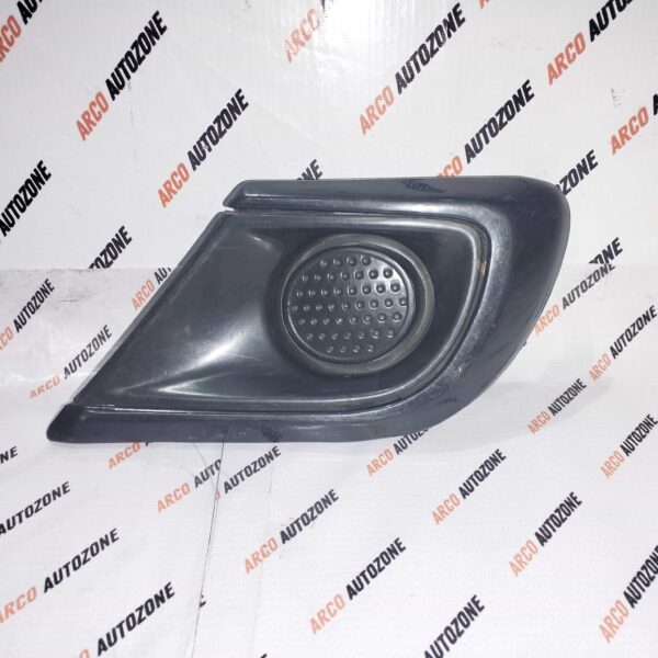 FOG LAMP CVR INNOVA T4 RH PACK BLK