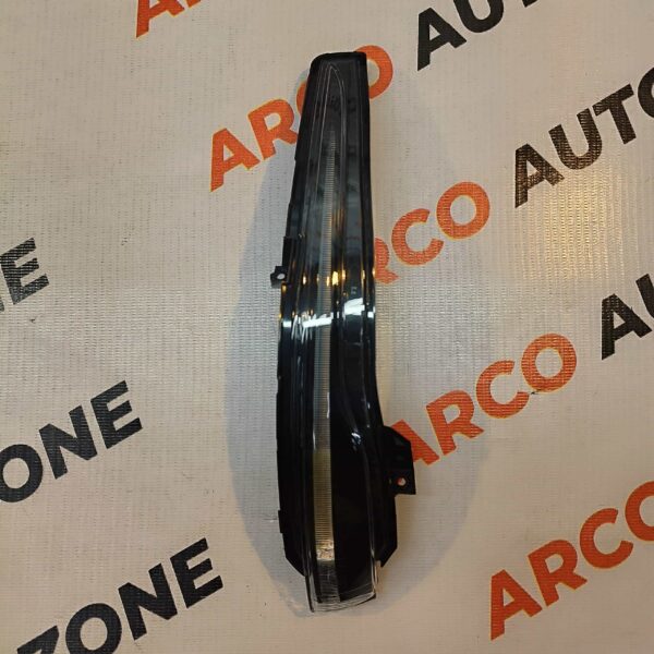 SIDE MIRROR INDICATOR MERCEDES W205 BLACK LEFT