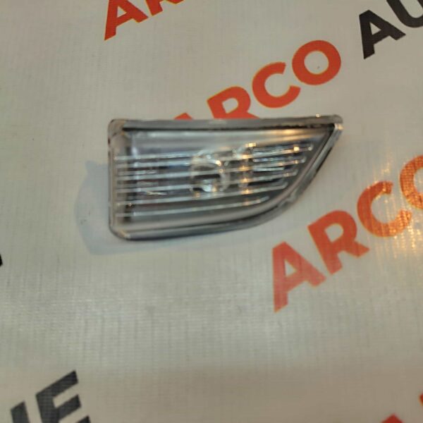 SIDE MIRROR INDICATOR VOLVO XC60 LEFT 09