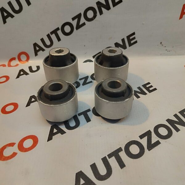 FRONT BUSH KIT FLUENCE
