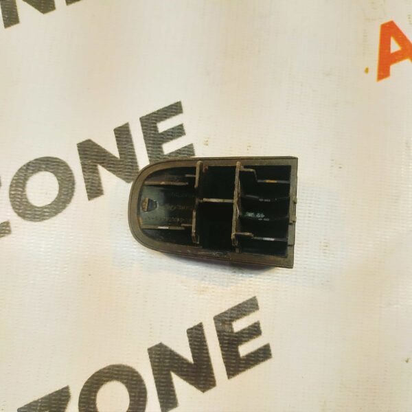 OUTER HANDLE CAP ENDEAVOUR 16 FRONT LEFT REAR RIGHT REAR LEFT