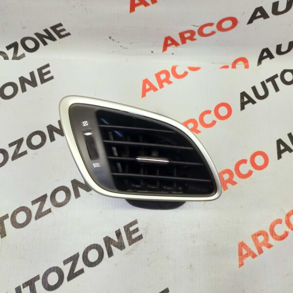 AC VENT BALENO LEFT SILVER MGP 73640M68P00HTV