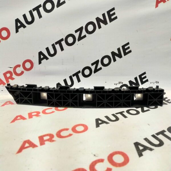 RR BUMPER BKT NIOS LH HYU 86651K6000