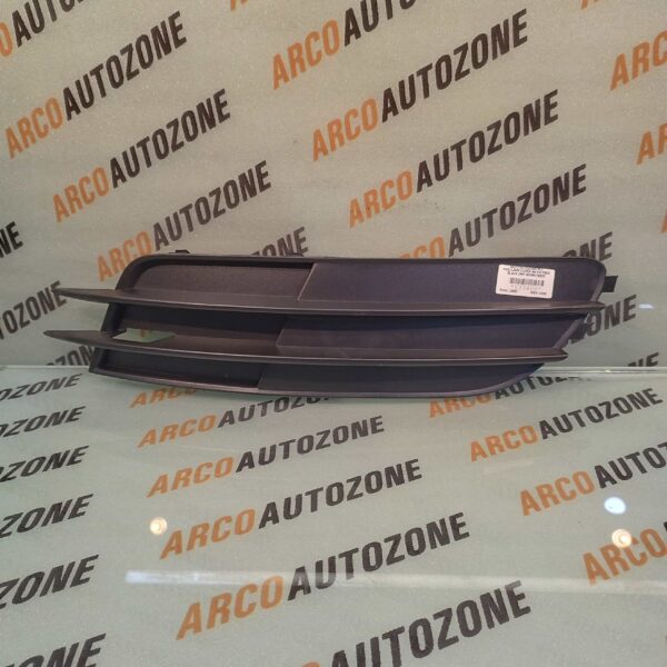 FOG LAMP COVER A6 RIGHT T3 PACK BLACK IMP 4G0807682F