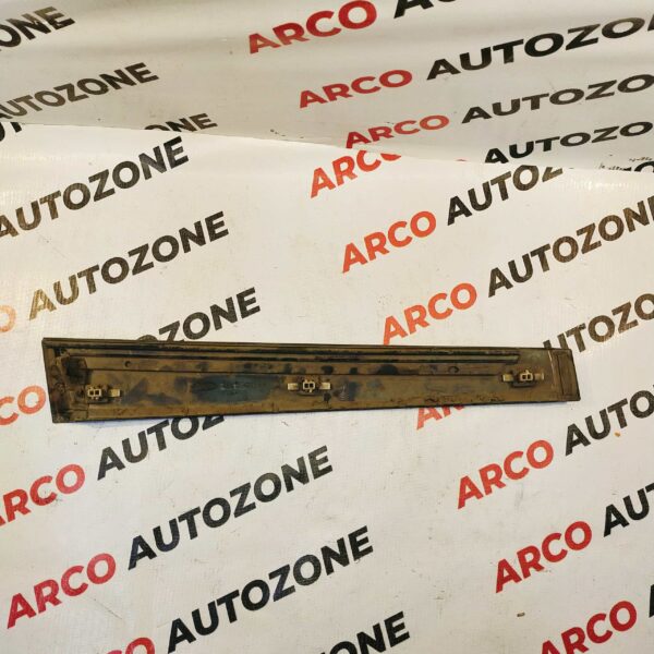 DOOR BIDING REAR RIGHT FIGO FORD AS69A25458AA