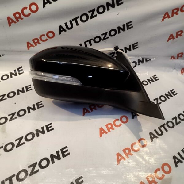 SIDE MIRROR PUNCH RIGHT 7 WIRE TATA 544581100106