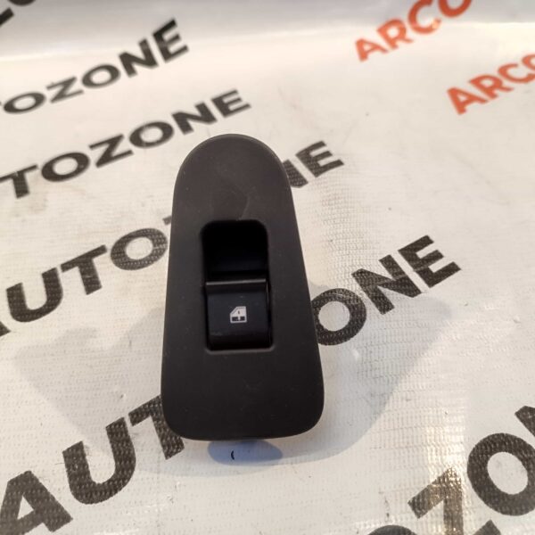 POWER WINDOW SWITCH SINGLE VISTA MANZA REAR LEFT RIGHT BLACK TATA 299104540