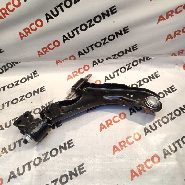 TRACK CONTROL ARM BEAT LEFT SOHANA SGM81121