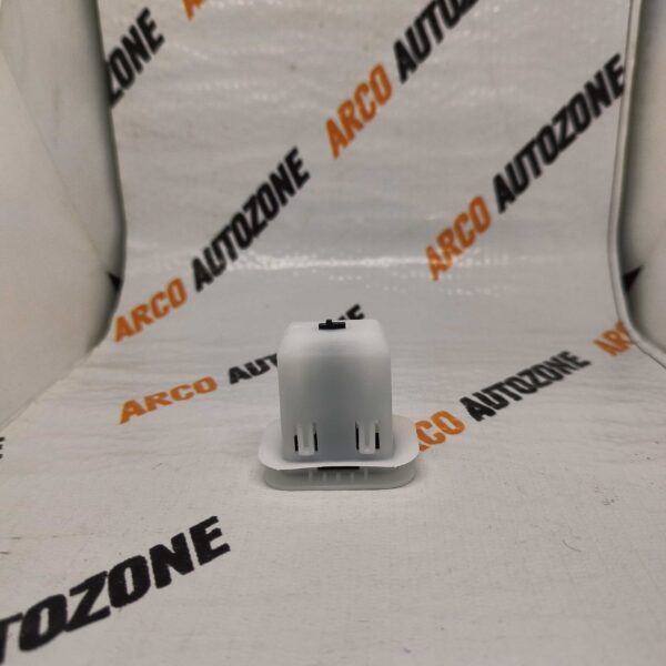 REAR SEAT LOCK AMAZE BRIO 2359 82138SNA003
