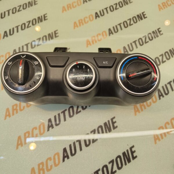 AC PANEL VENUE MANUAL 97250K3