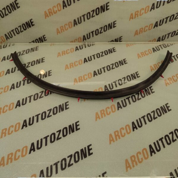 RUNNING BOARD RUBBER VAN LH RH