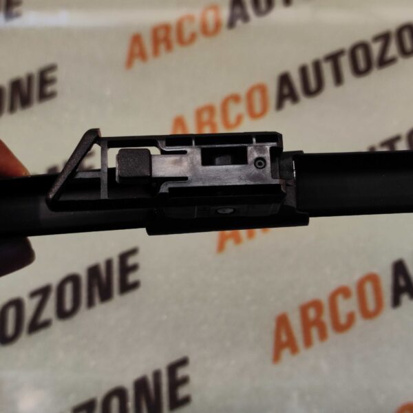 WIPER BLADE LH XUV 700 15 VALEO 589536