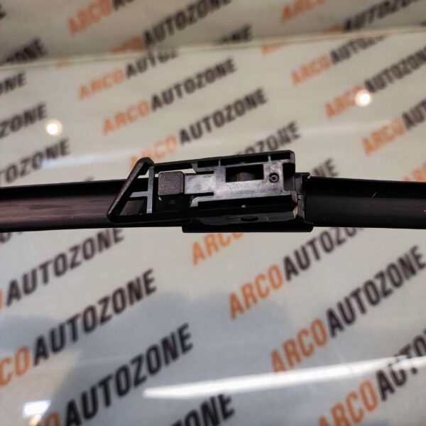 WIPER BLADE RH SCORPIO N 22 VALEO 589644