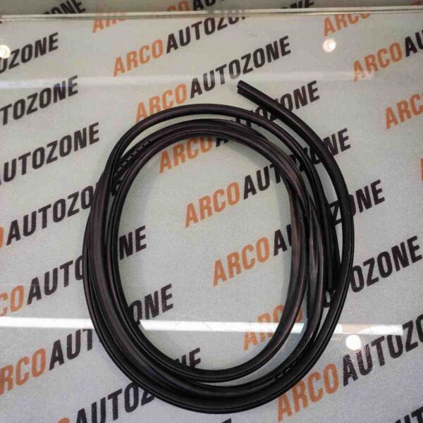 WINDSHIELD MOULDING ACCENT