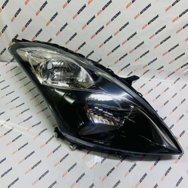 LIGHTING HEAD LIGHT SWIFT 16 BLACK RIGHT LUM 131HLABMR