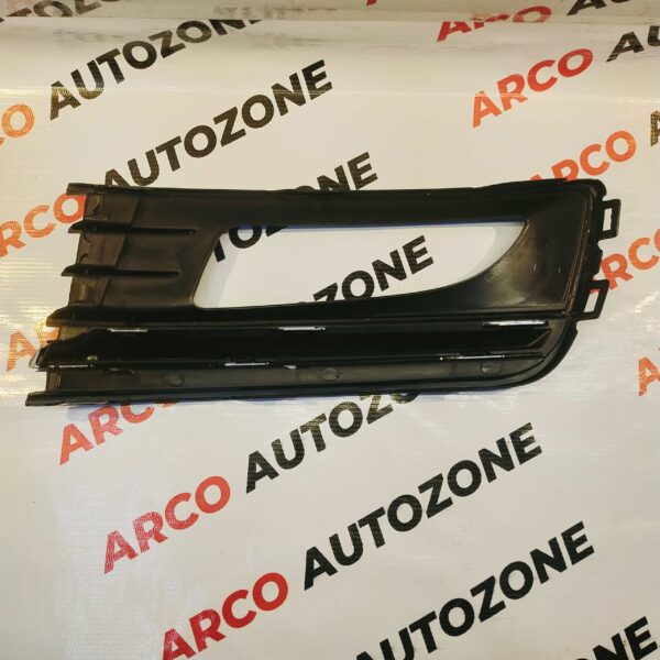 FOG LAMP COVER VENTO T2 RIGHT CHROME HOLE