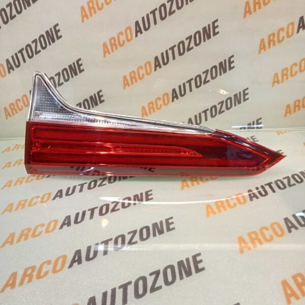 DICKY LIGHT FORTUNER T4 RIGHT CASP 815800K080