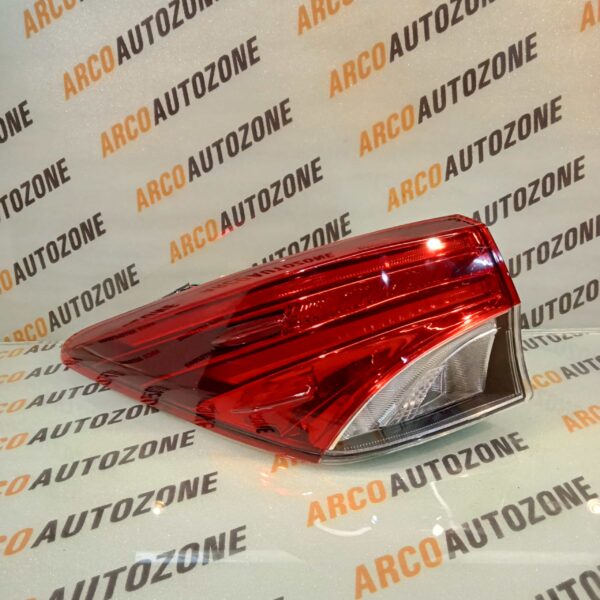 LIGHTING TAIL LIGHT FORTUNER T4 RIGHT CASP 865500K350