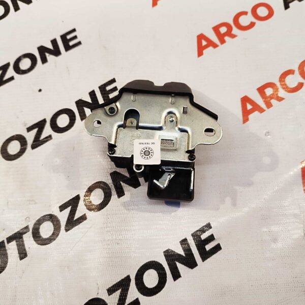 DICKY LATCH VERNA 12 HYU 812301R020
