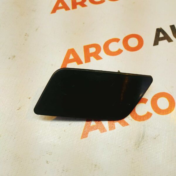 WASHER CAP Q3 LEFT E IMP 8U0955275