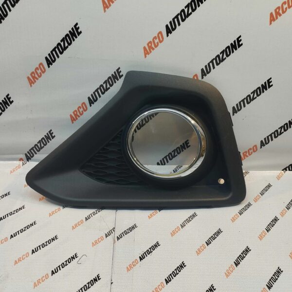 FOG LAMP CVR GRAND T1 LH HYU 86527B4000