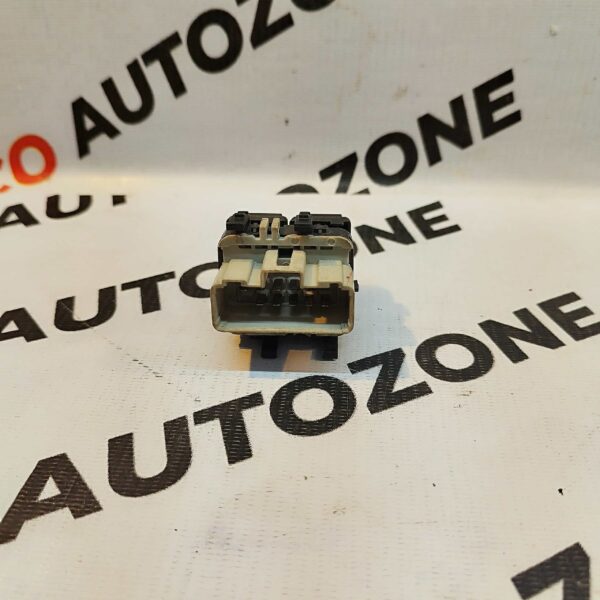 POWER WINDOW SWITCH MAIN DUSTER WHITE 2DOOR REAR