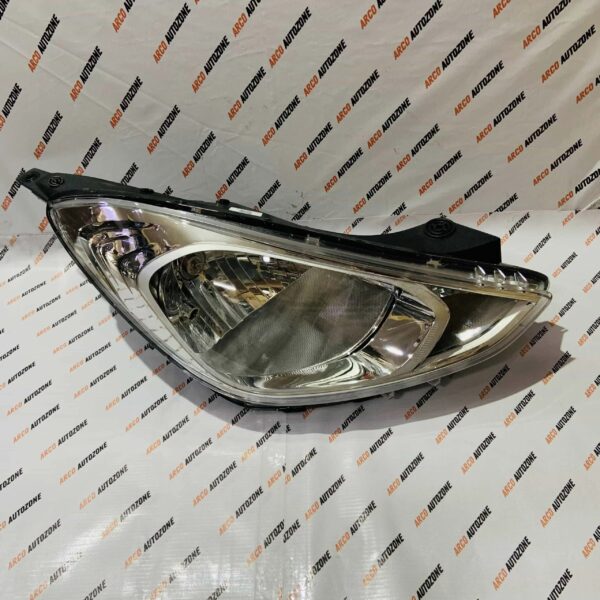 LIGHTING HEAD LIGHT SANTRO 18 RIGHT HYU 92102C4000