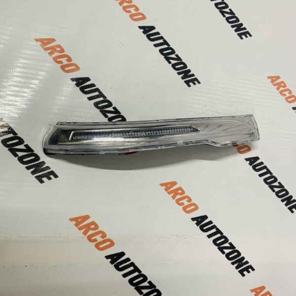 SIDE MIRROR INDICATOR GRAND XCENT NIOS AURA LEFT IND 87614B4000