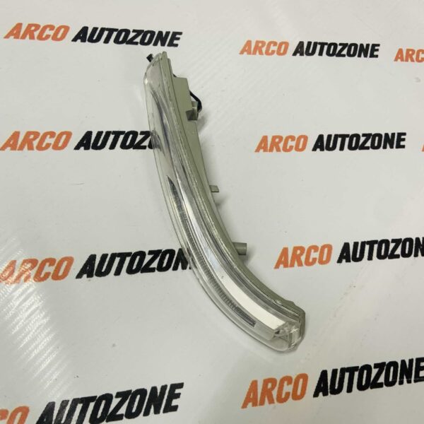SIDE MIRROR INDICATOR GRAND XCENT NIOS AURA RIGHT IND 87624B4000