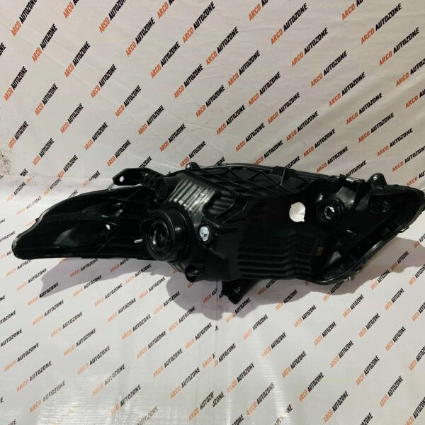 HEAD LIGHT CITY T5 RH AUTOGOLD ILH0824RH
