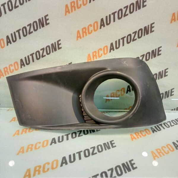 FOG LAMP COVER FORTUNER T2 BLACK RIGHT ACC TYDFO4FLCRB