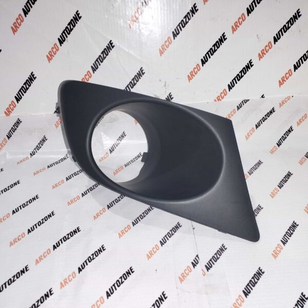 FOG LAMP COVER SX4 RIGHT OE MGP 71751M55KA0