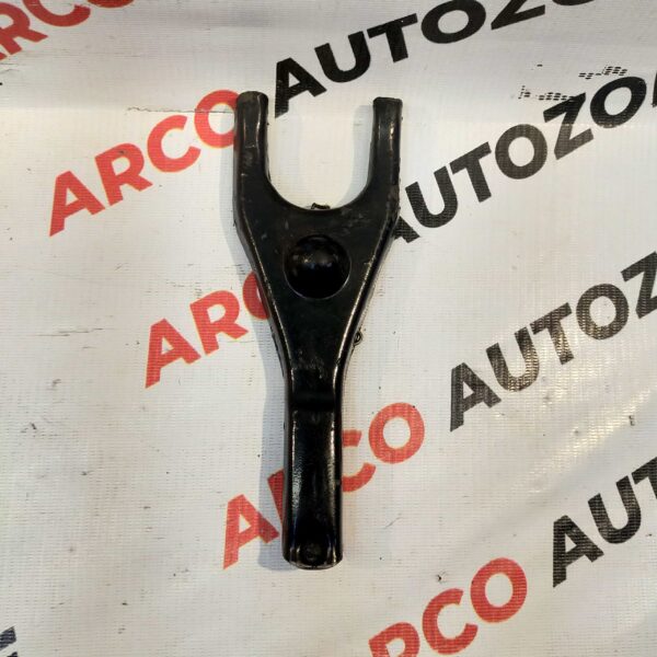 CLUTCH FORK ACCENT GETZ PETROL
