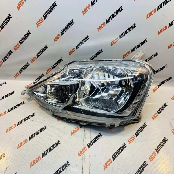 LIGHTING HEAD LIGHT ETIOS LEFT LUM 072HLUETOSL