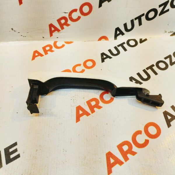 OUTER HANDLE GRAND XCENT FRONT RIGHT REAR RIGHT PAINT 82661B4001