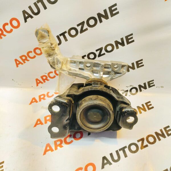 ENGINE MOUNTING MICRA DATSON GO PETROL OE