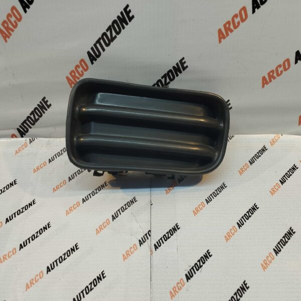 FOG LAMP COVER TAVERA RIGHT LOC