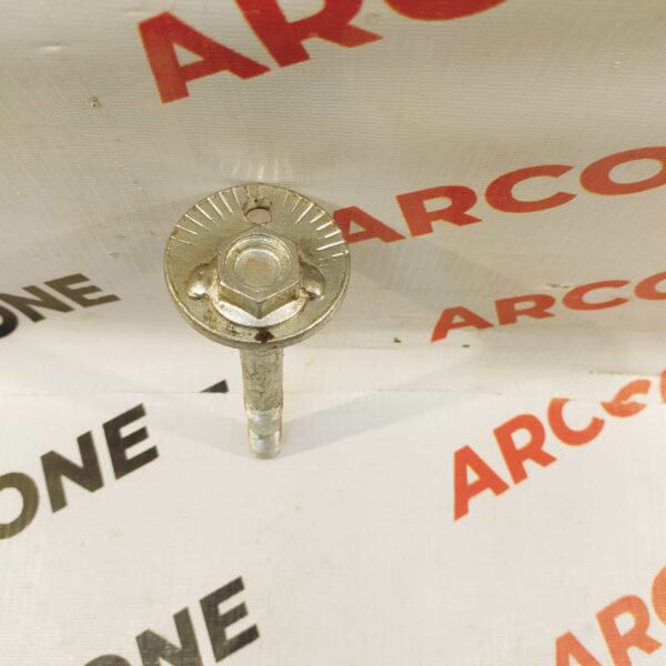 CAMBER BOLT FORTUNER BIG IND 4819060020