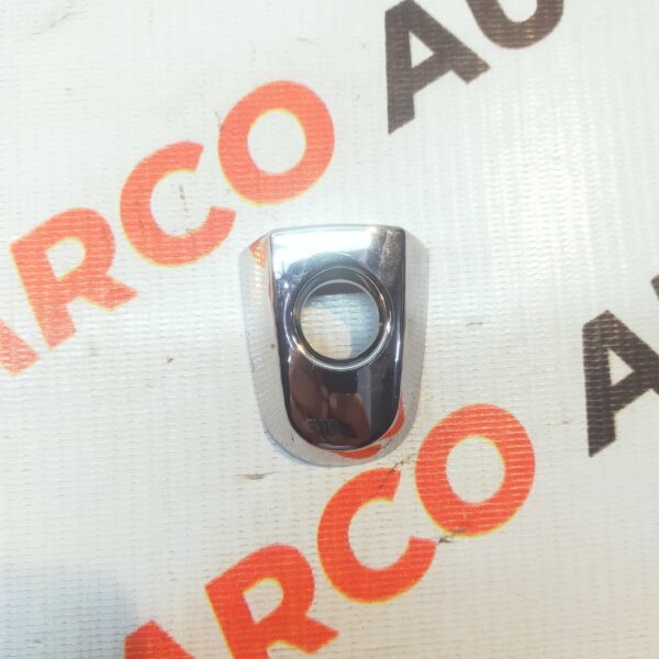 OUTER HANDLE CAP INNOVA FRONT RIGHT CHROME IMP 6921706020