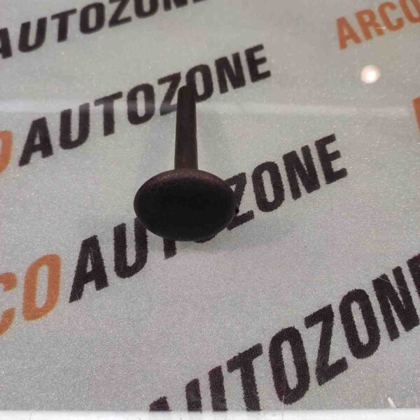 RR SEAT LOCK WAGONAR OLD