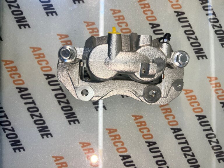 CALIPER PAJERO LEFT IMP MB858404