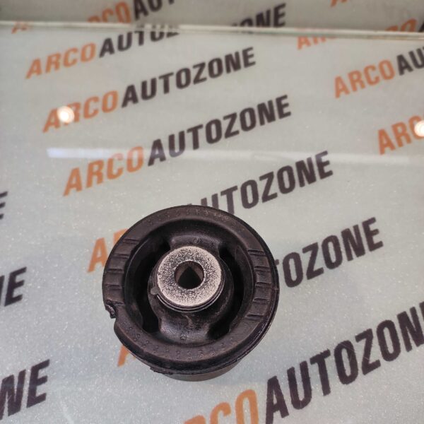 DEAD AXEL BUSH I20 T1 IMP 551601J200