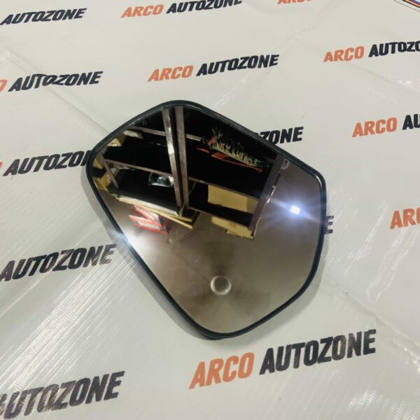 SUB MIRROR XUV300 RH FOX