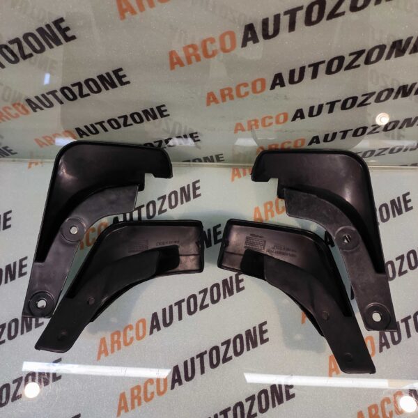 MUD FLAP BOLT SKI