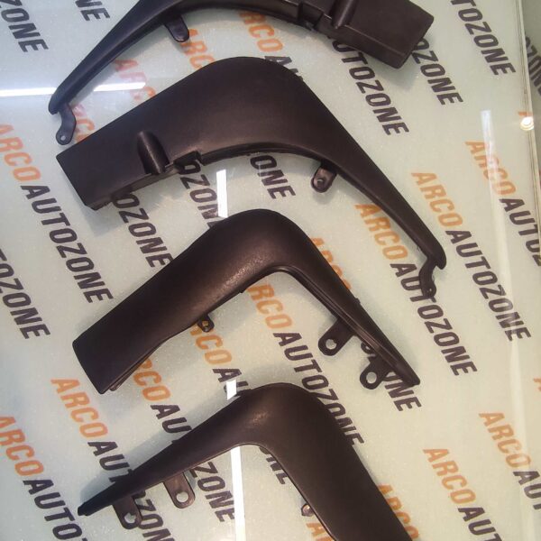 MUD FLAP XUV300 SKI