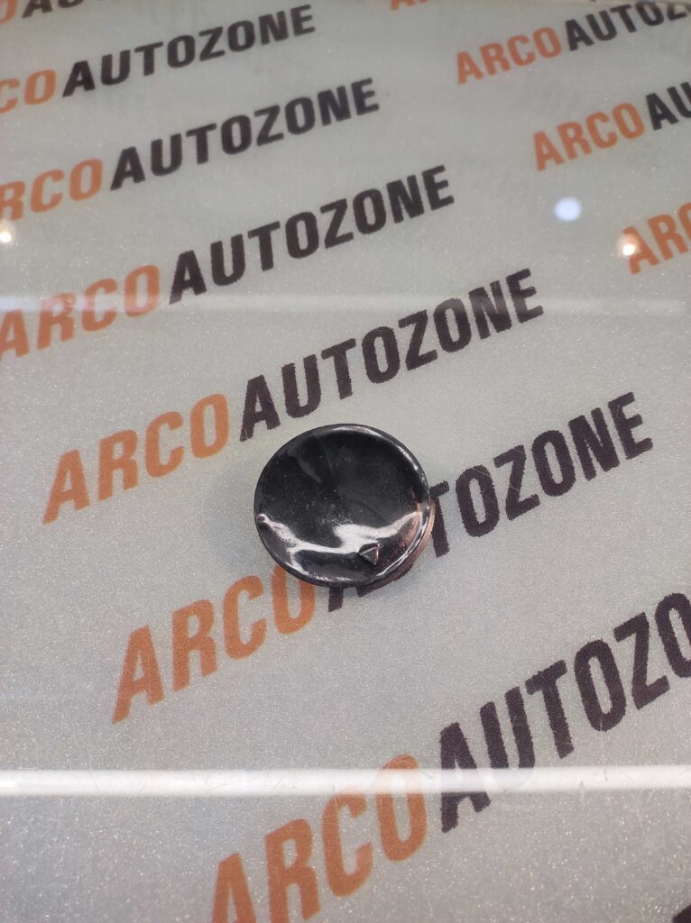 TOW CAP FIESTA T1 2657